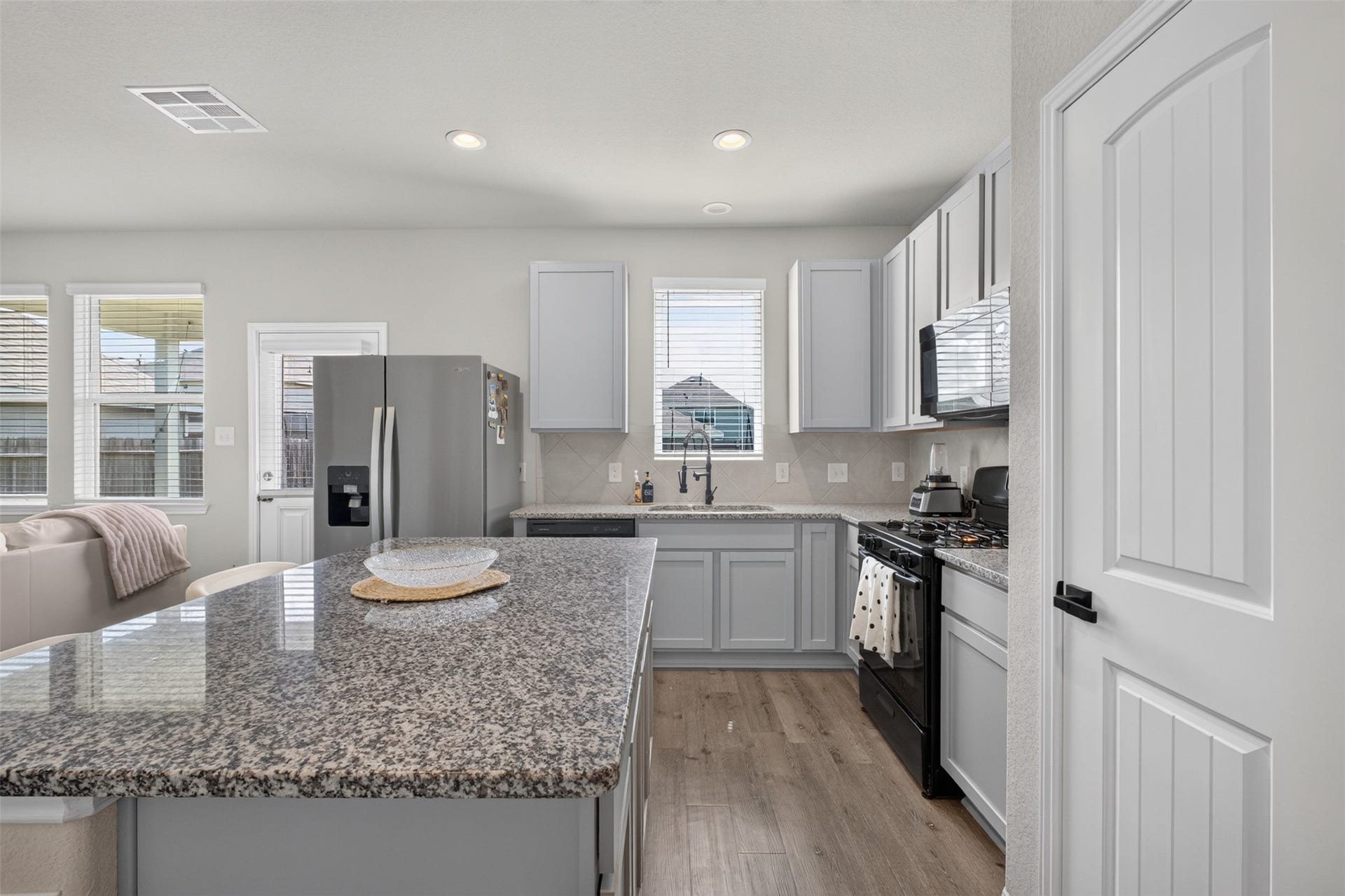 14040 Lamprey Drive, Conroe, TX 77384 14040 Lamprey Drive, Conroe, TX 77384