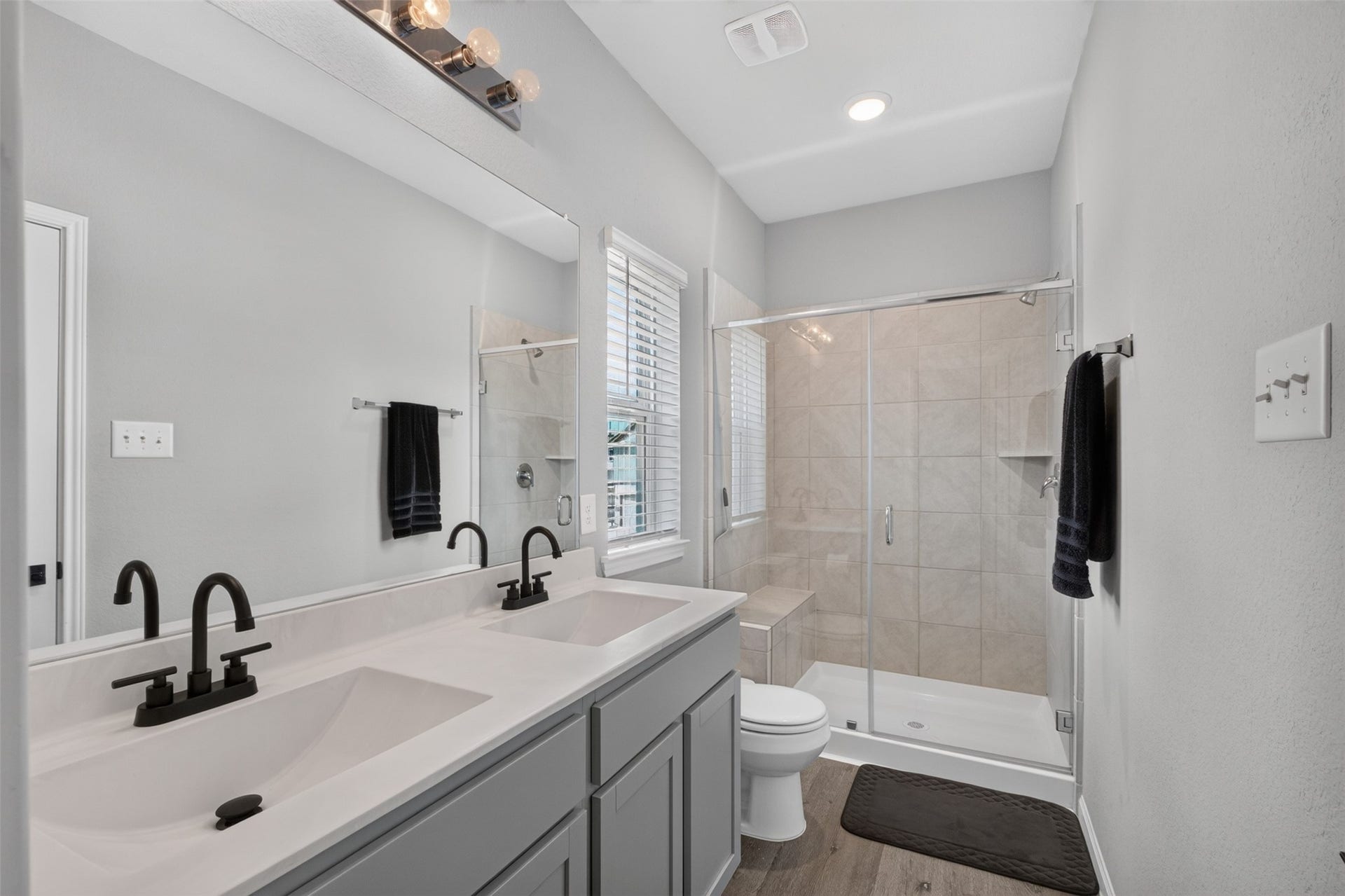 14040 Lamprey Drive, Conroe, TX 77384 14040 Lamprey Drive, Conroe, TX 77384