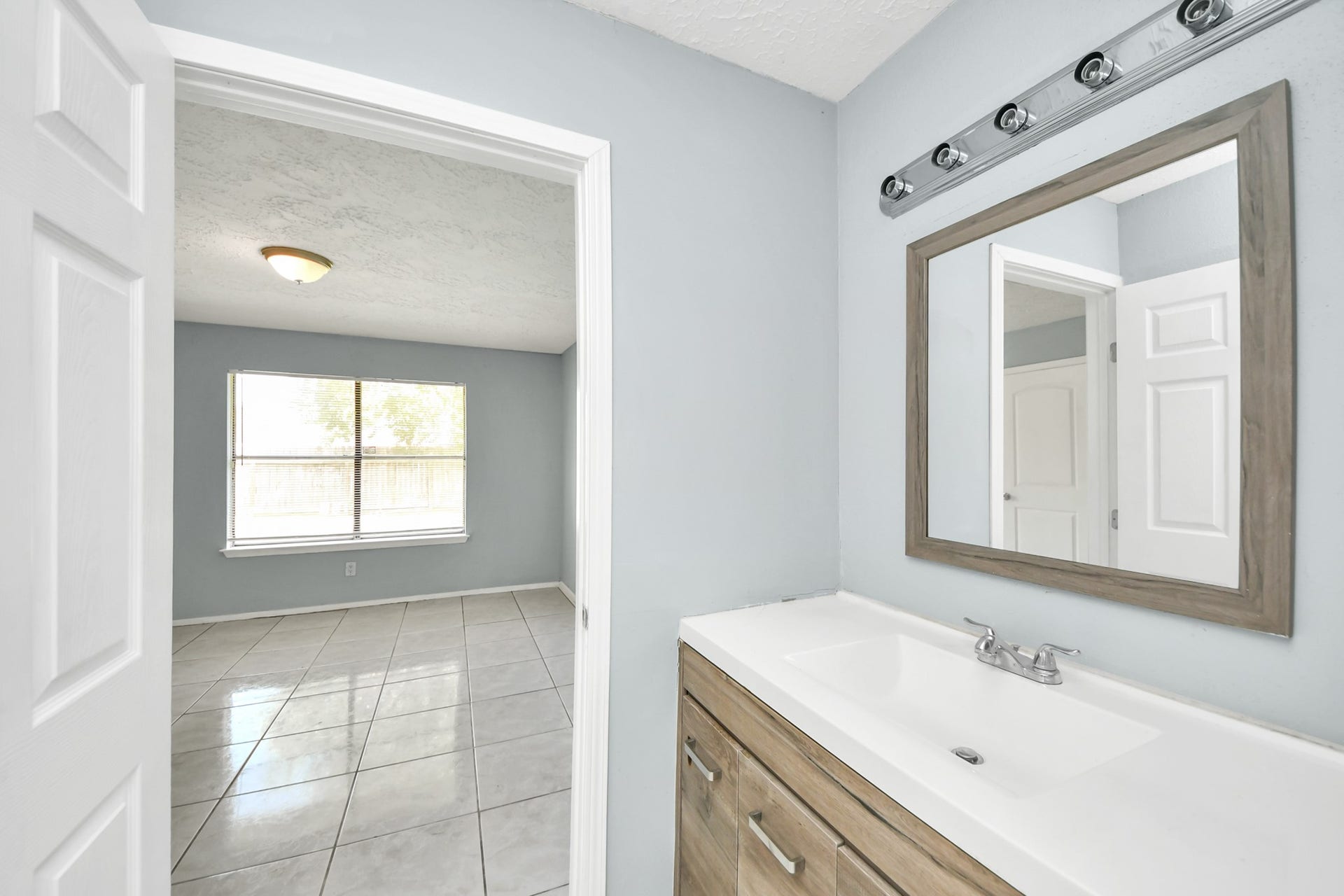 1923 Feather Ridge Drive, Missouri City, TX 77489