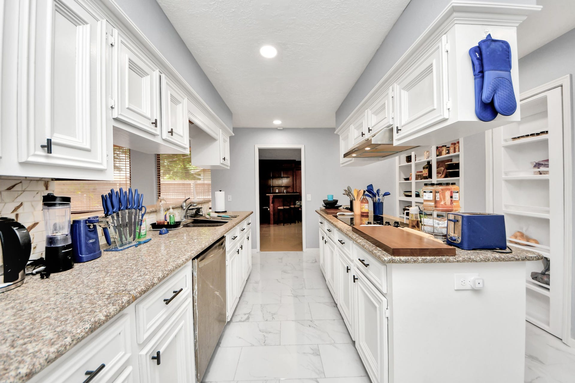 2903 Blue Glen Lane, Houston, TX 77073 2903 Blue Glen Lane, Houston, TX 77073