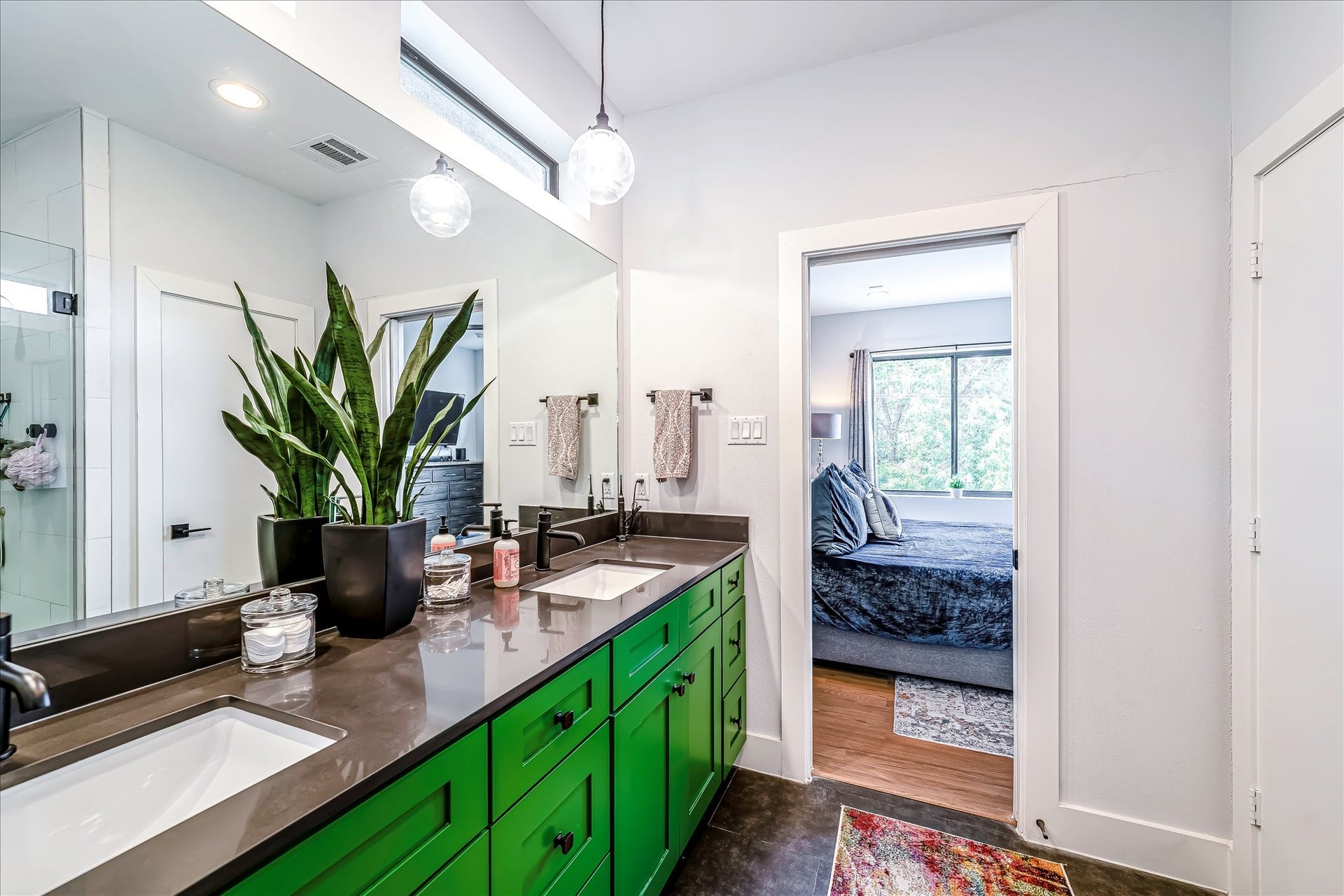 Beautifully designed bathroom offering comfort, style, and functionality.
finishes, generous vanity space, and abundant natural light
