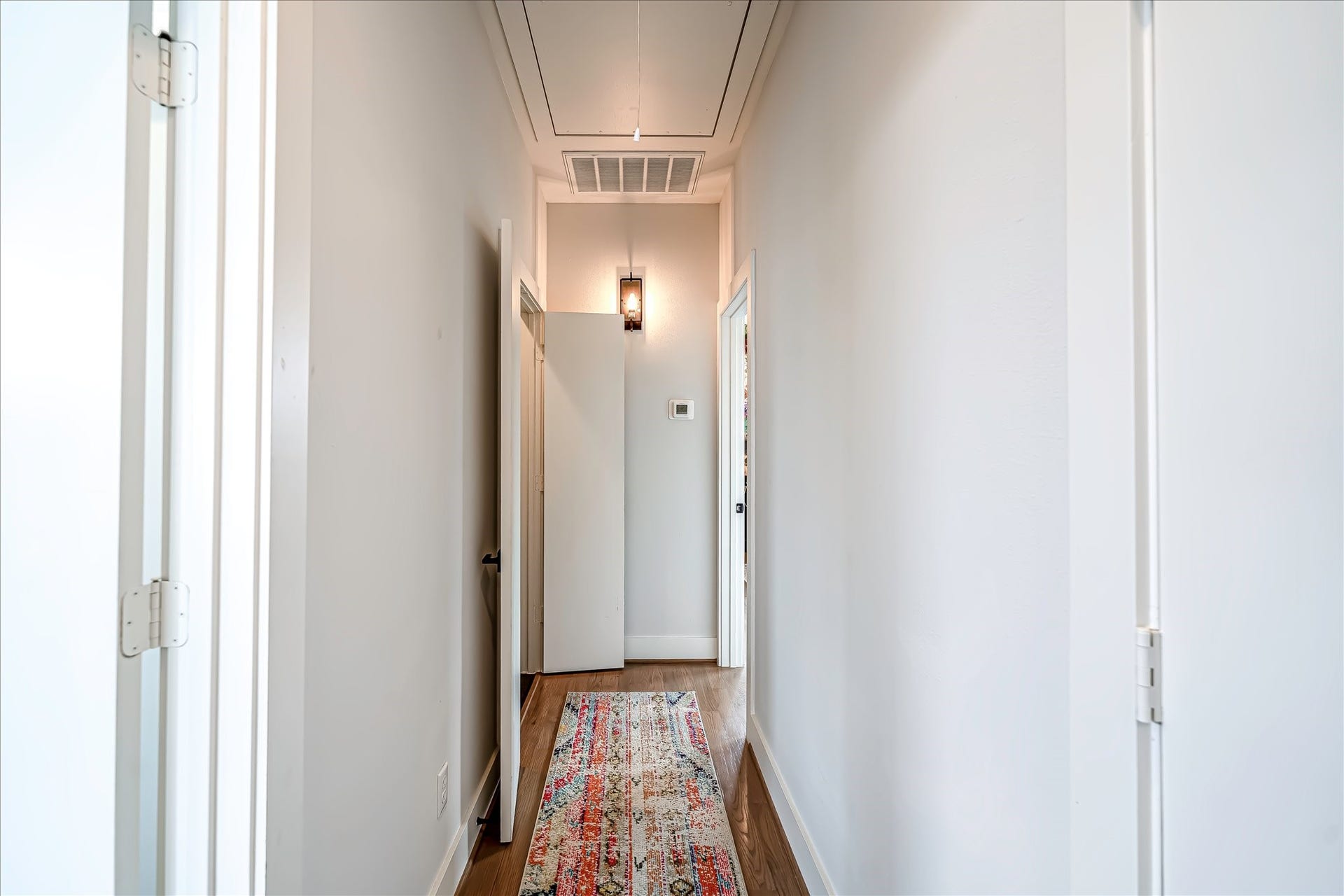 Photos reflect previous furnishings. Home is currently vacant. Furnishings shown are for illustrative purposes only.