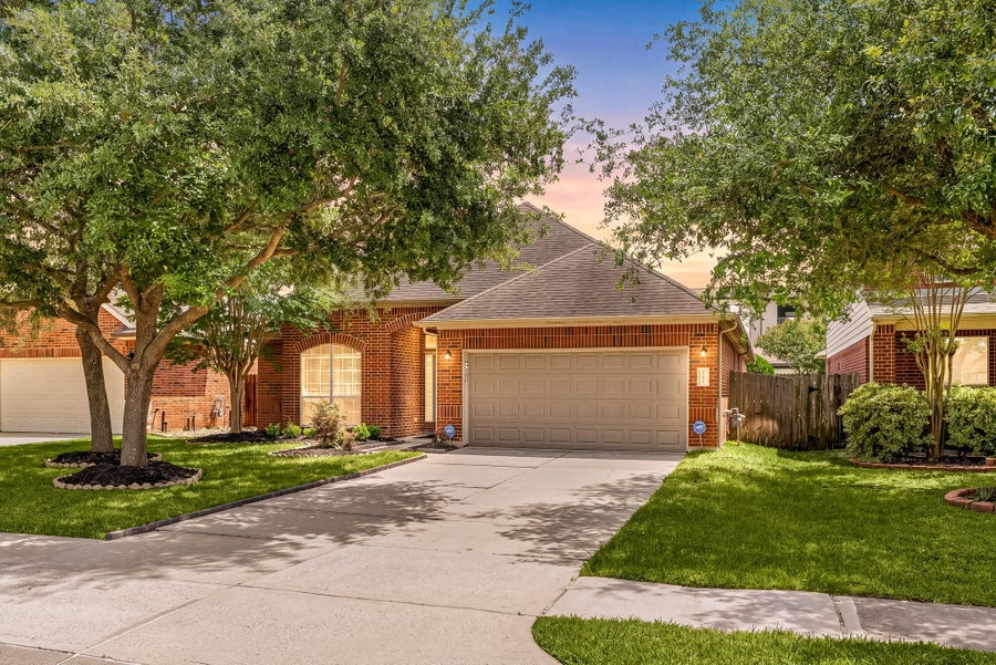Property photo for 2911 Empire Oaks Lane, Katy, TX