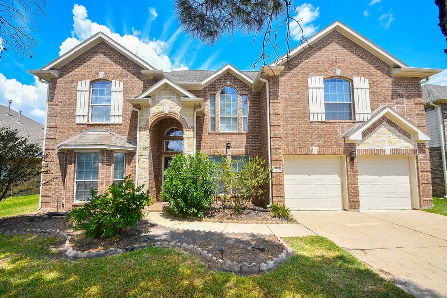 Property photo for 7522 Eastwood Lake Ln, Richmond, TX