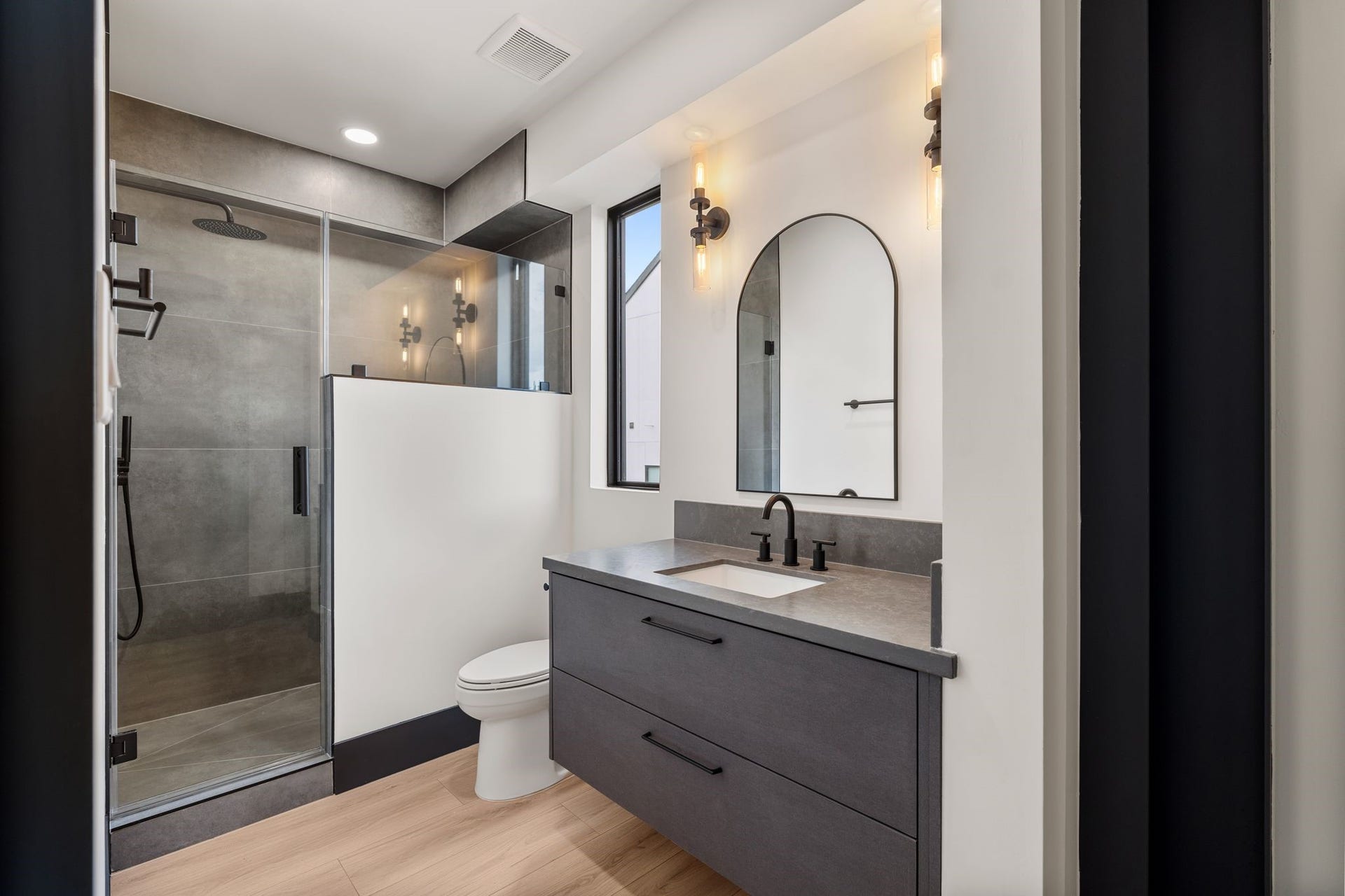 5110 Glenmeadow Drive, Houston, TX 77096 5110 Glenmeadow Drive, Houston, TX 77096