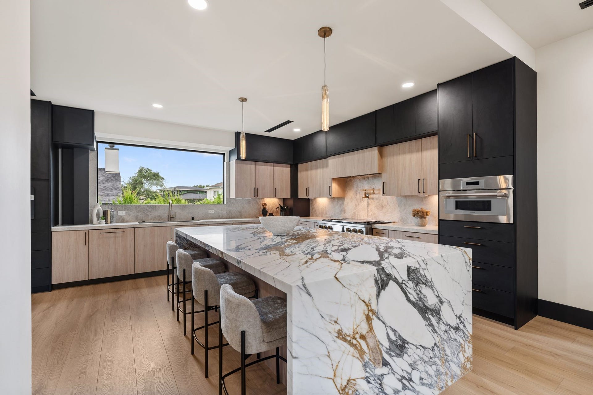 5110 Glenmeadow Drive, Houston, TX 77096 5110 Glenmeadow Drive, Houston, TX 77096