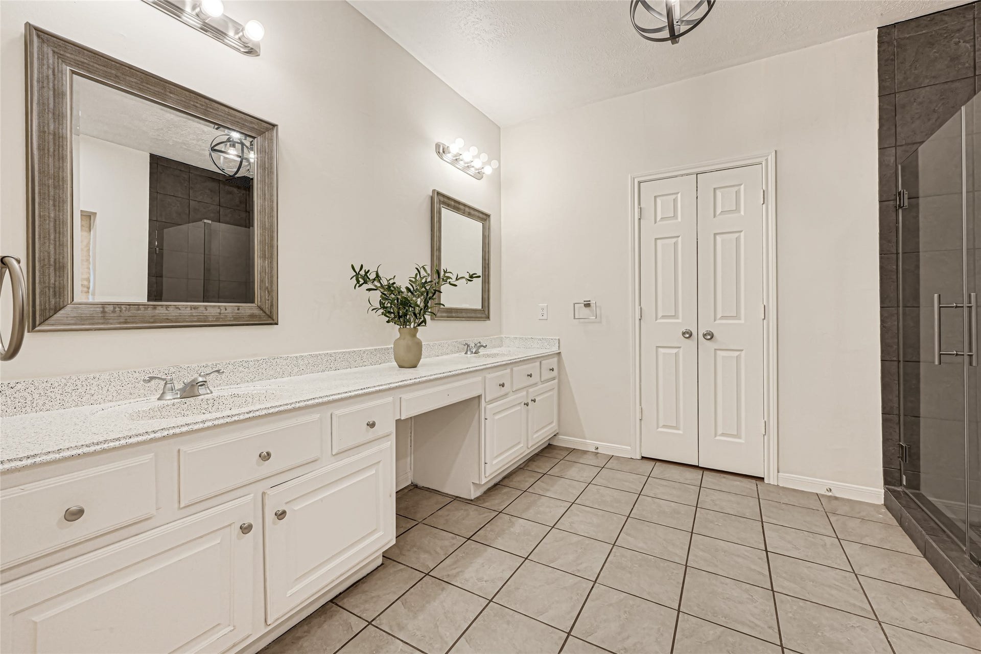 4122 Echo Mountain Drive, Houston, TX 77345