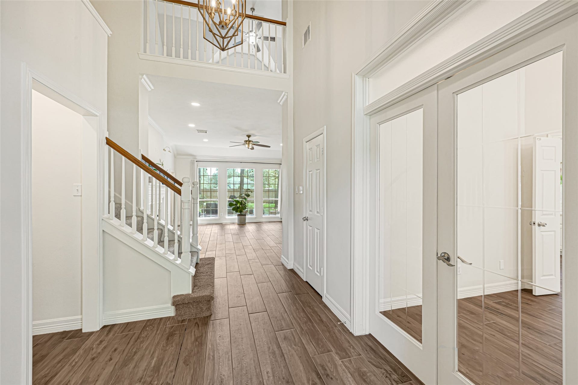 4122 Echo Mountain Drive, Houston, TX 77345