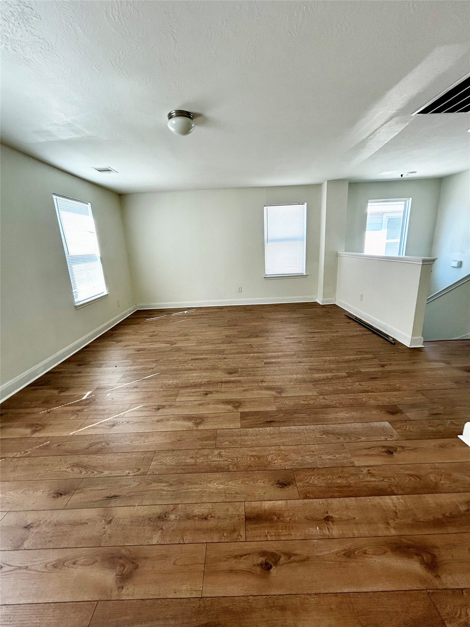 19226 Flint Oak Court, Houston, TX 77073 19226 Flint Oak Court, Houston, TX 77073