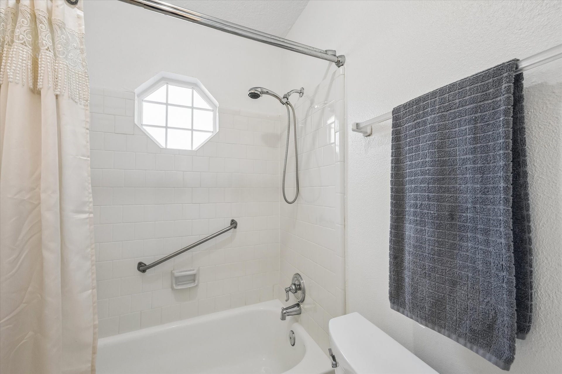 910 Country Place Blvd, Pearland, TX 77584 910 Country Place Blvd, Pearland, TX 77584