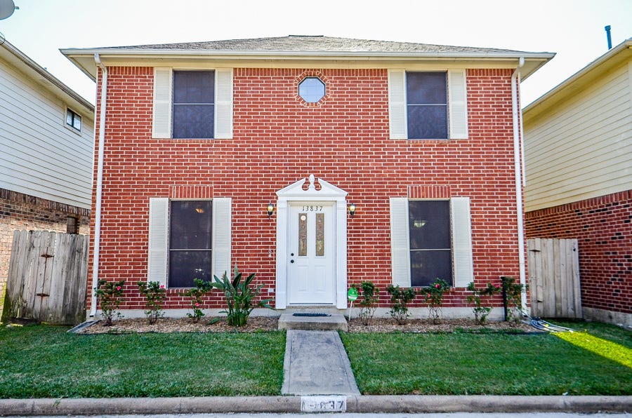 Property photo for 13837 Purplemartin Street, Houston, TX