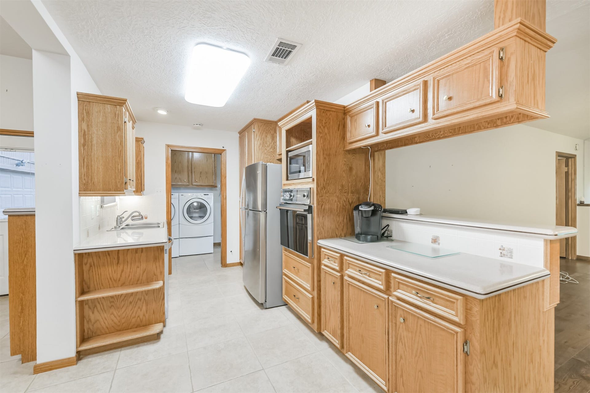 252 Springs Edge Drive, Montgomery, TX 77356 252 Springs Edge Drive, Montgomery, TX 77356