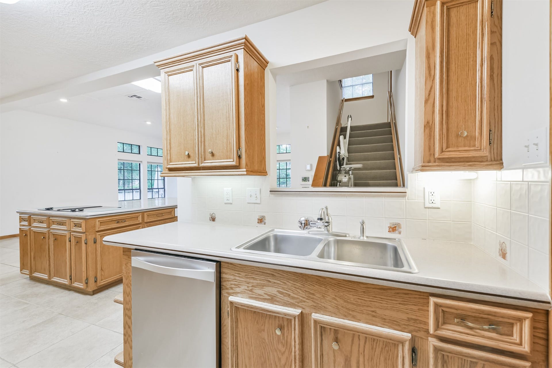 252 Springs Edge Drive, Montgomery, TX 77356 252 Springs Edge Drive, Montgomery, TX 77356