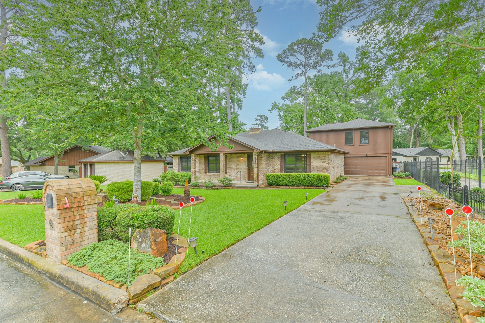 252 Springs Edge Drive, Montgomery, TX 77356 252 Springs Edge Drive, Montgomery, TX 77356