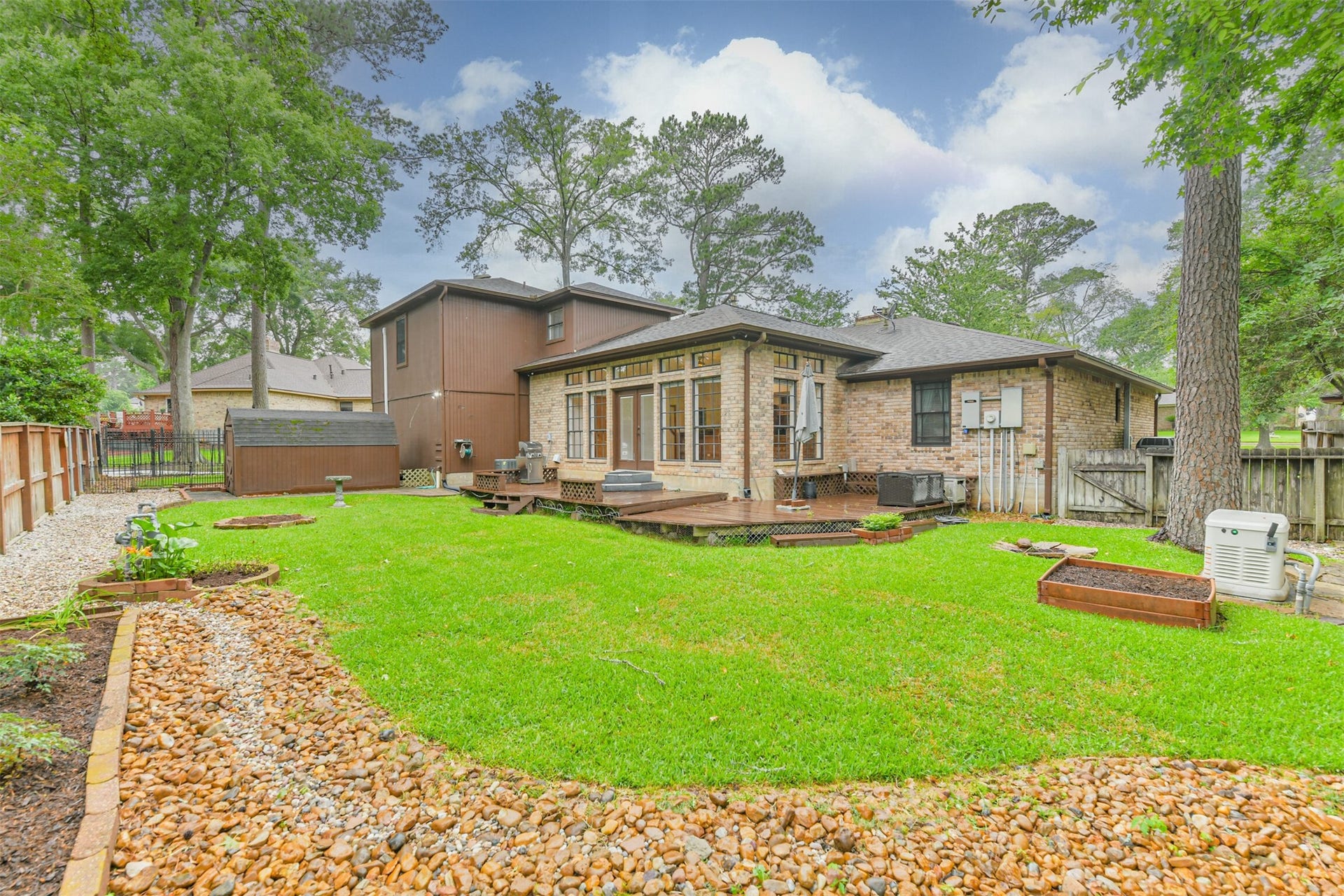 252 Springs Edge Drive, Montgomery, TX 77356 252 Springs Edge Drive, Montgomery, TX 77356