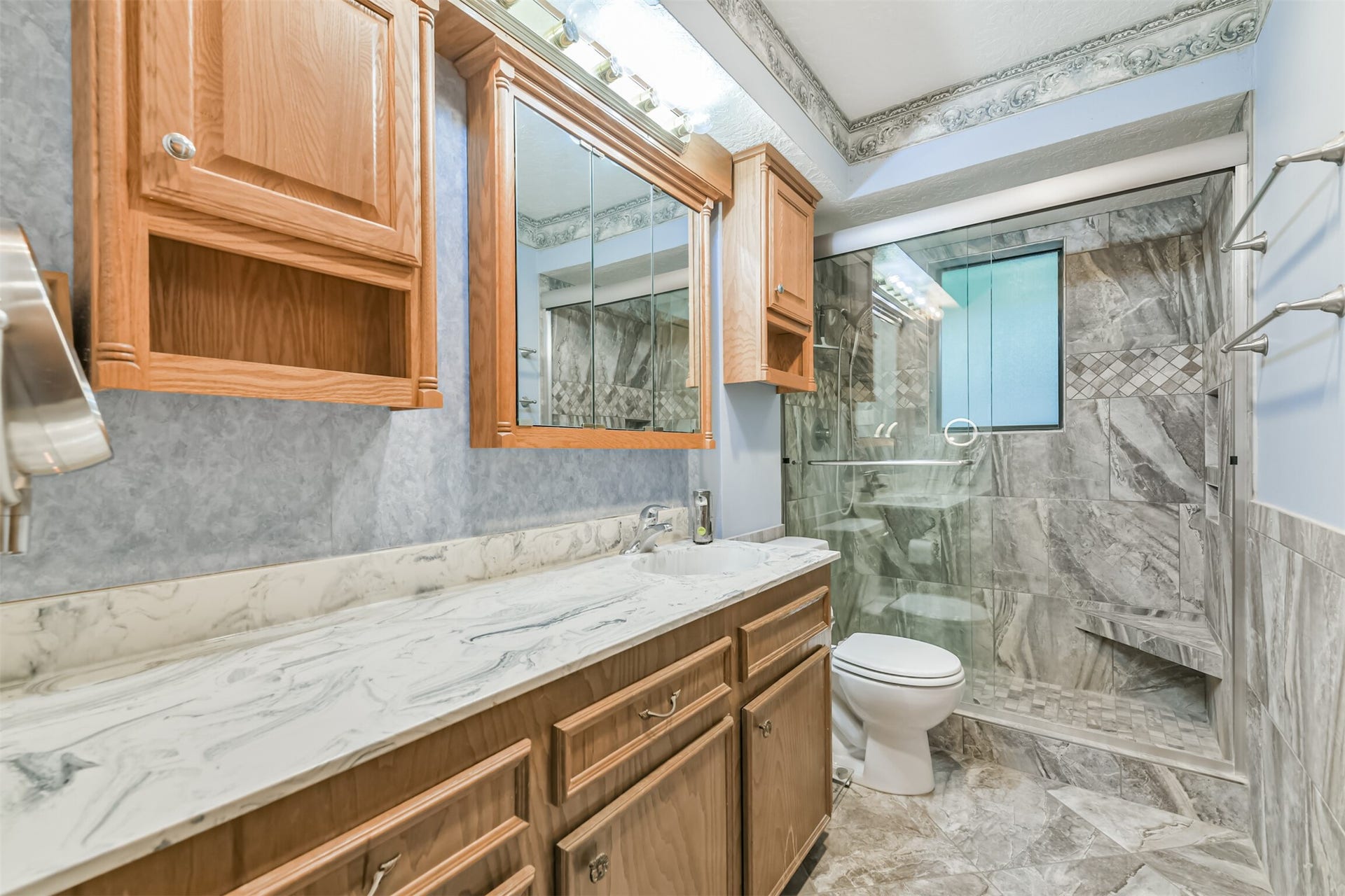 252 Springs Edge Drive, Montgomery, TX 77356 252 Springs Edge Drive, Montgomery, TX 77356