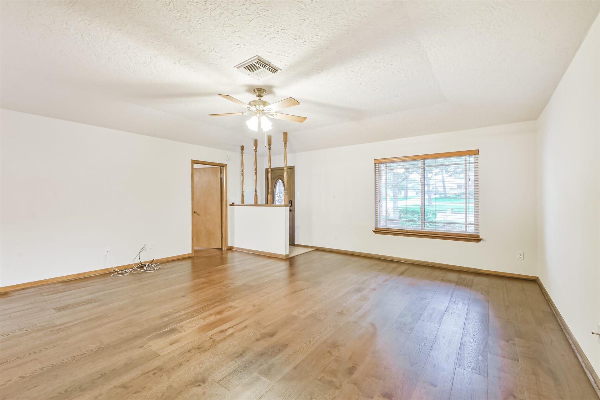 252 Springs Edge Drive, Montgomery, TX 77356 252 Springs Edge Drive, Montgomery, TX 77356