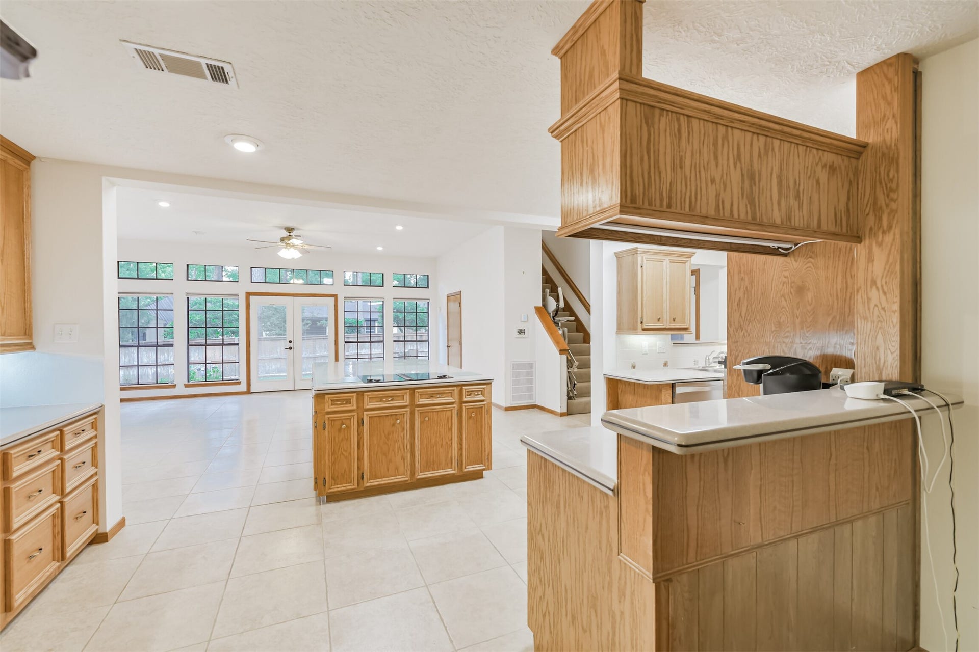 252 Springs Edge Drive, Montgomery, TX 77356 252 Springs Edge Drive, Montgomery, TX 77356