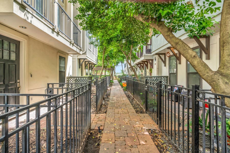Property photo for 3223 Maxroy Street, Houston, TX