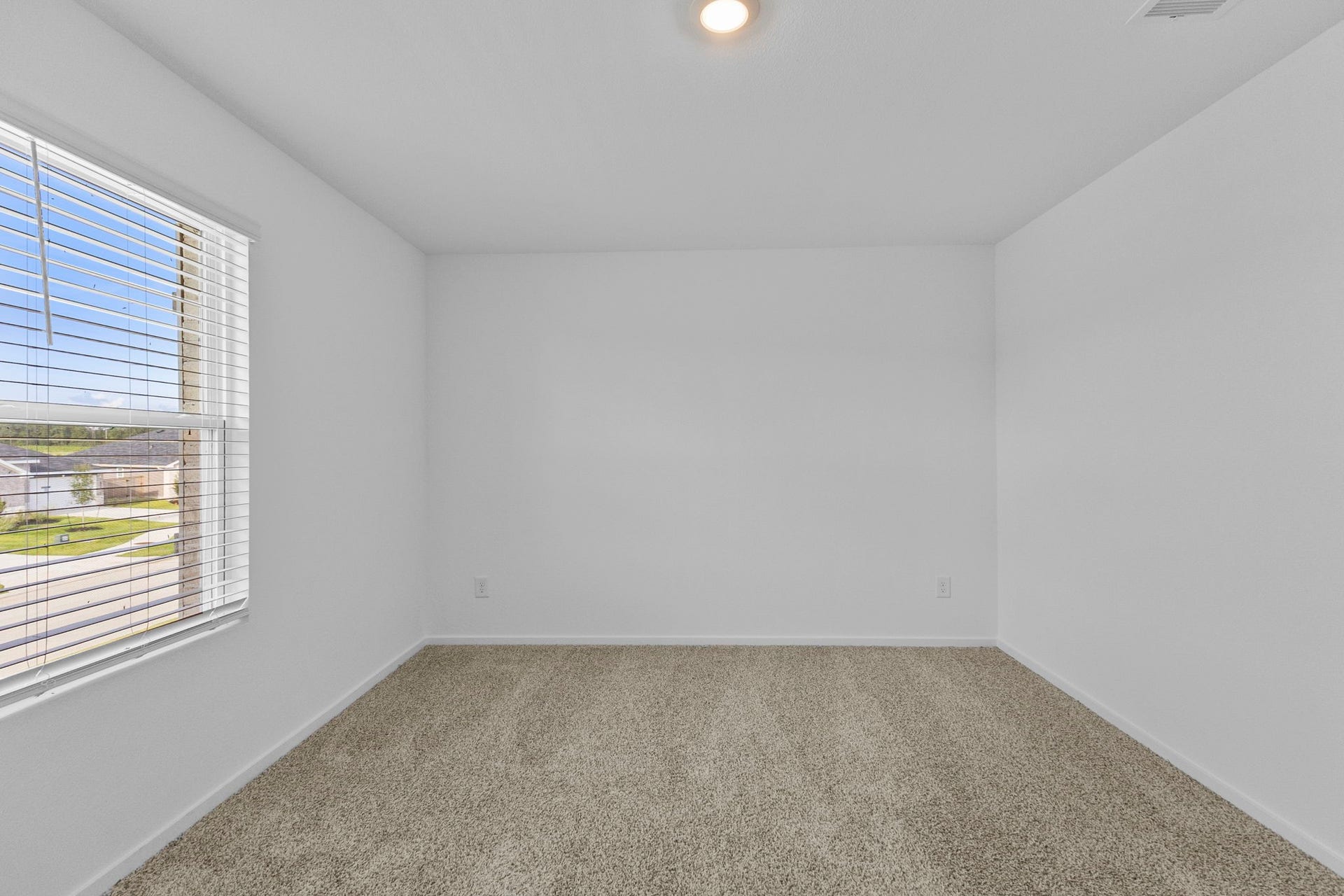 540 Wax Myrtle Way, Hockley, TX 77447