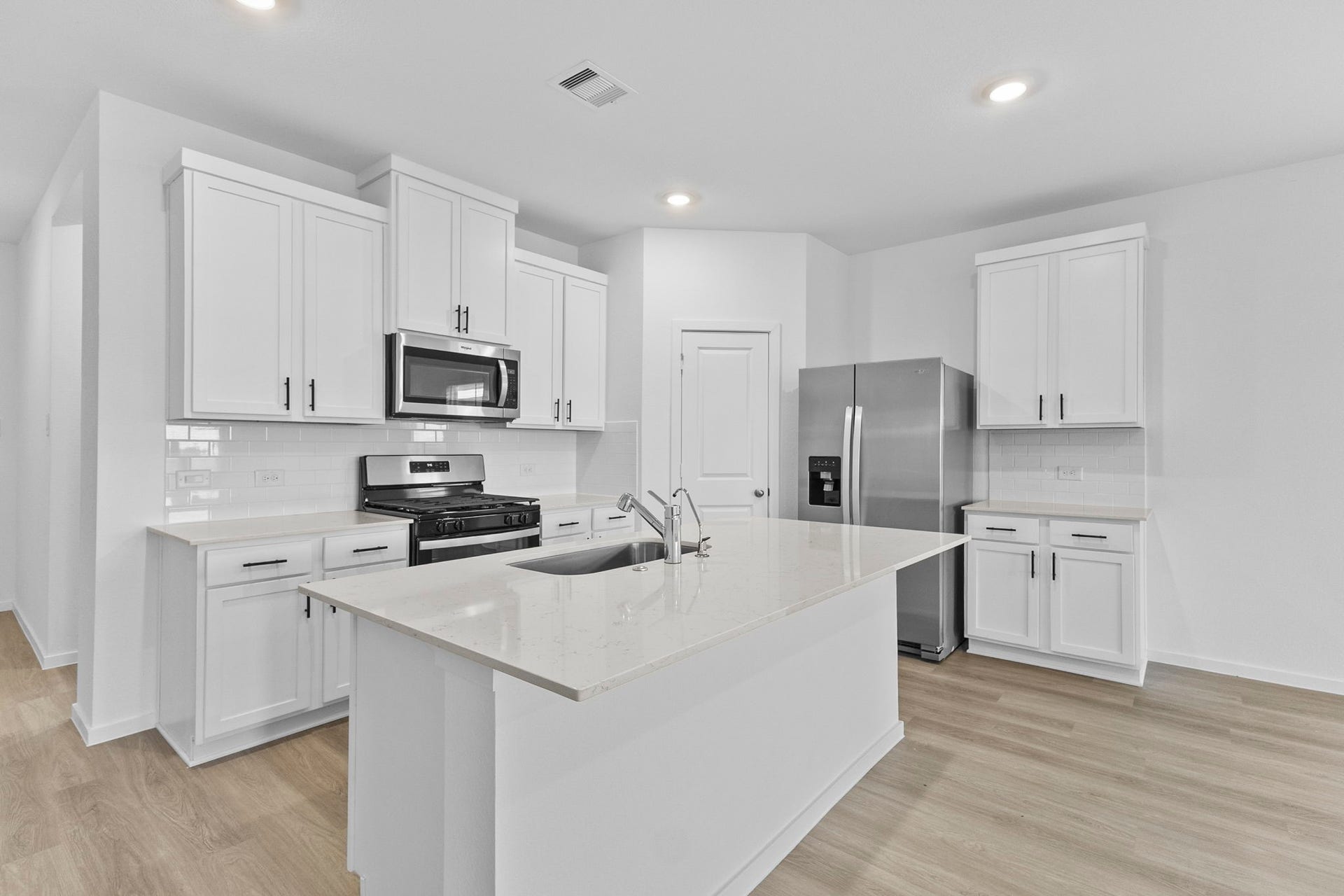 540 Wax Myrtle Way, Hockley, TX 77447