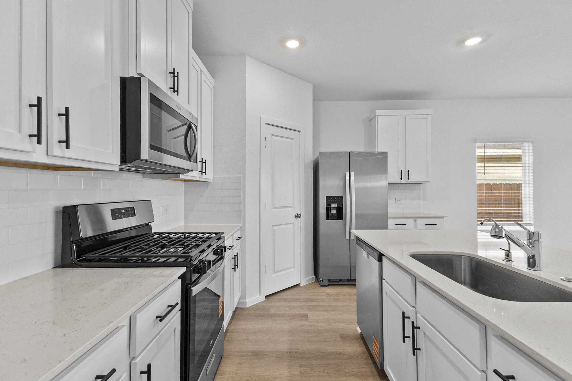 540 Wax Myrtle Way, Hockley, TX 77447