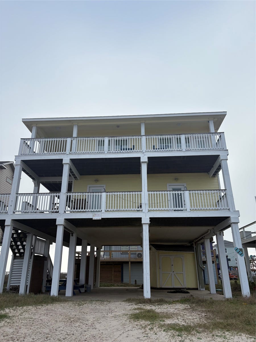 Property photo for 111 Yucca Avenue, Surfside Beach, TX