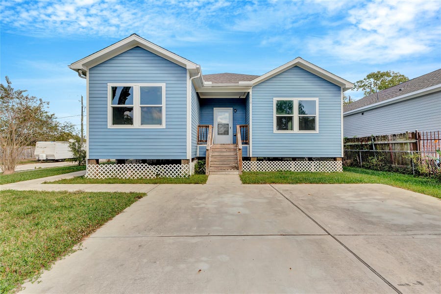 Property photo for 8618 Banting Street, Houston, TX