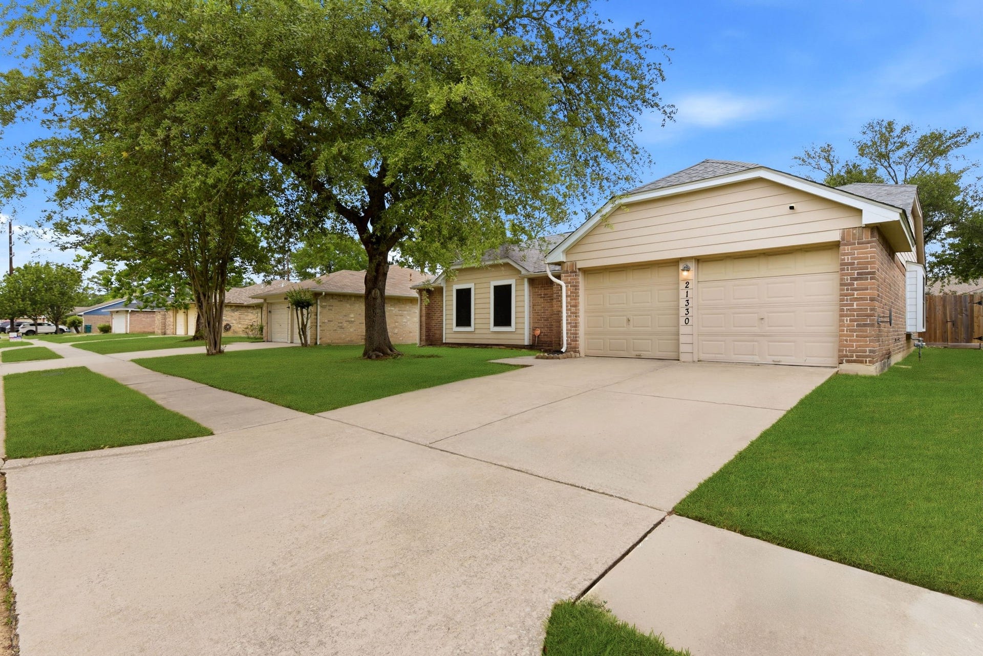 21330 Golden Dove Drive, Spring, TX 77388 21330 Golden Dove Drive, Spring, TX 77388