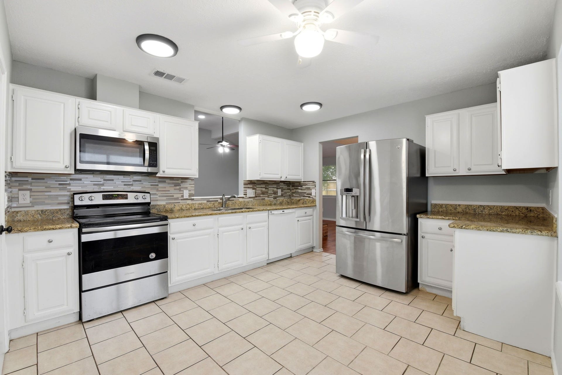 21330 Golden Dove Drive, Spring, TX 77388 21330 Golden Dove Drive, Spring, TX 77388