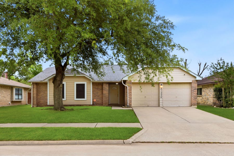 Property photo for 21330 Golden Dove Drive, Spring, TX