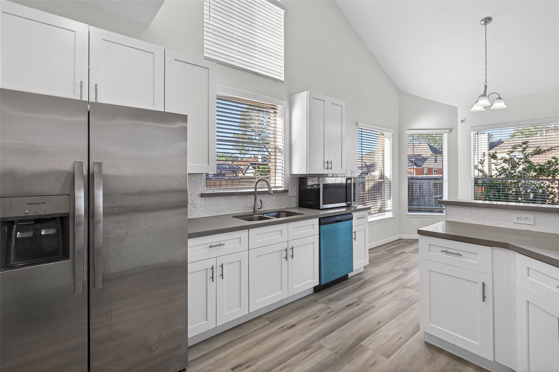 3522 Brookwood Drive, La Porte, TX 77571