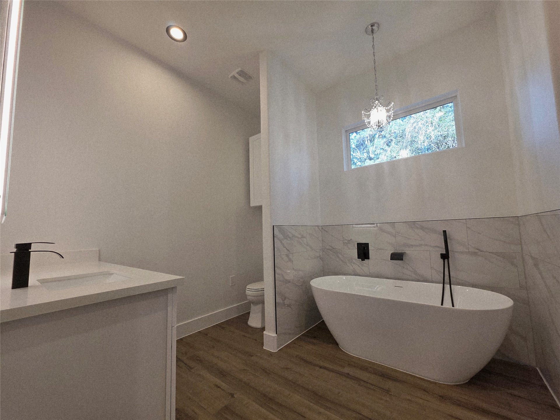 126 Antelope Drive, Crosby, TX 77532 Soaker tub