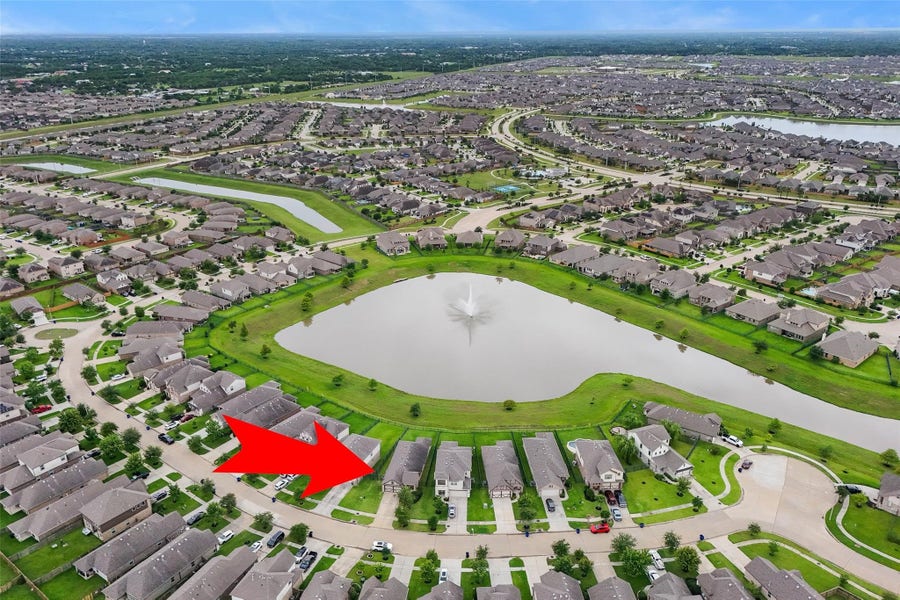 Property photo for 2621 Bernadino Drive, La Marque, TX