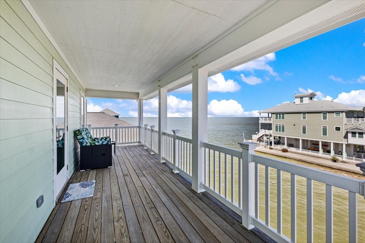 3728 Sabrina, Galveston, TX 77554 Amazing bay views from every covered deck