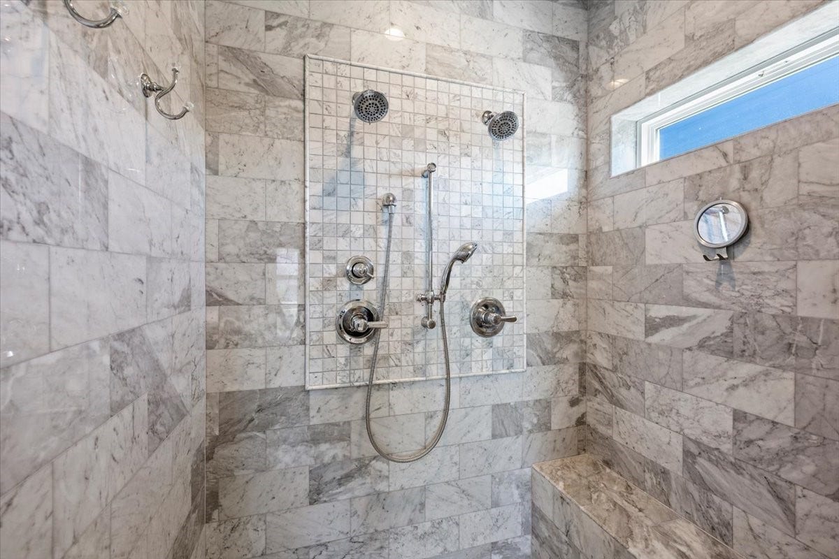 3728 Sabrina, Galveston, TX 77554 Walk-in shower with dual shower heads