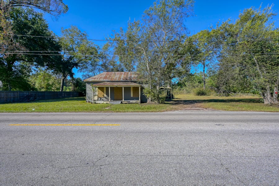 Property photo for 26115 W Hardy Road, Spring, TX