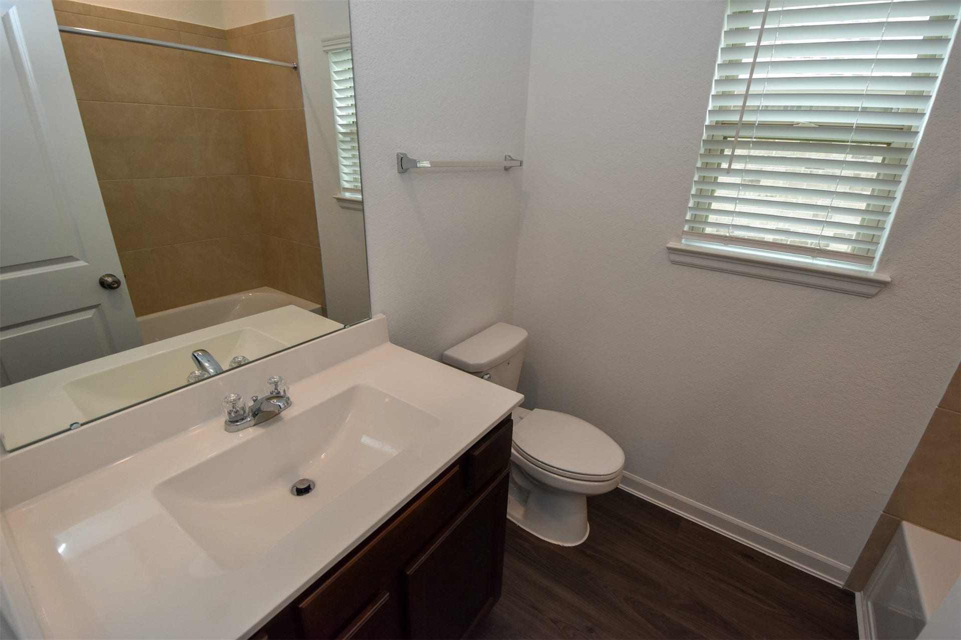 3743 Homestead Ridge Lane, Richmond, TX 77406 Full bath