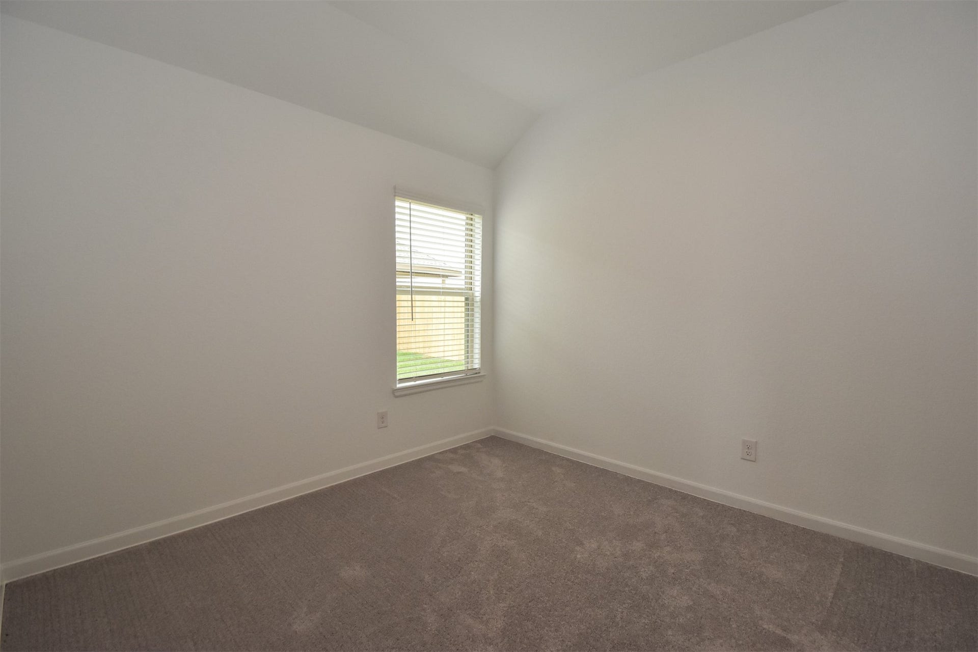 3743 Homestead Ridge Lane, Richmond, TX 77406 Second bedroom