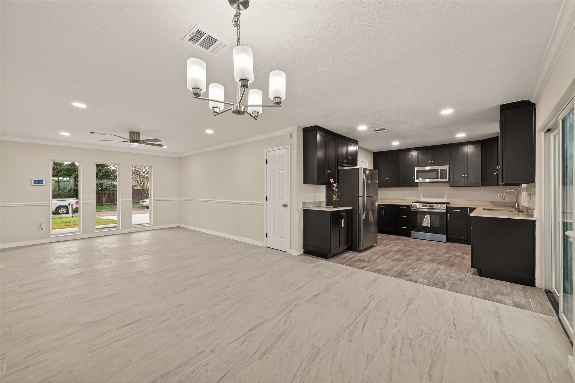 11118 Stroud Drive, Houston, TX 77072