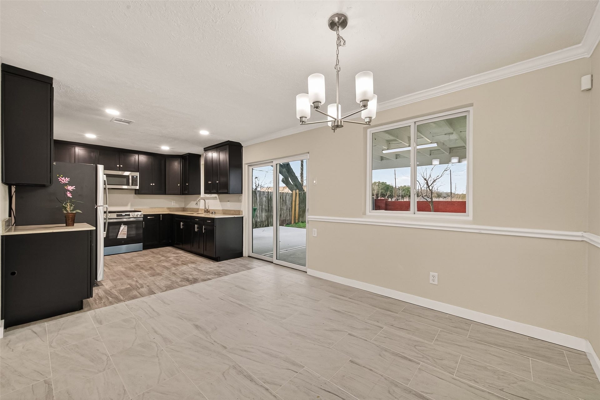 11118 Stroud Drive, Houston, TX 77072