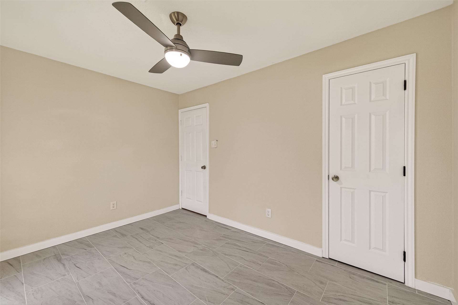 11118 Stroud Drive, Houston, TX 77072