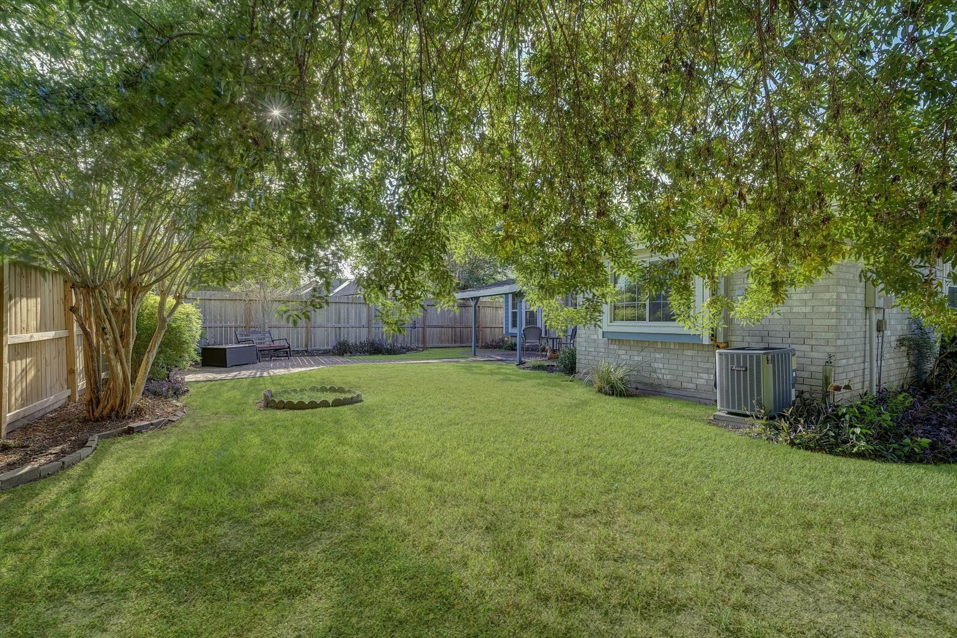 2803 Custer Drive, League City, TX 77573 2803 Custer Drive, League City, TX 77573