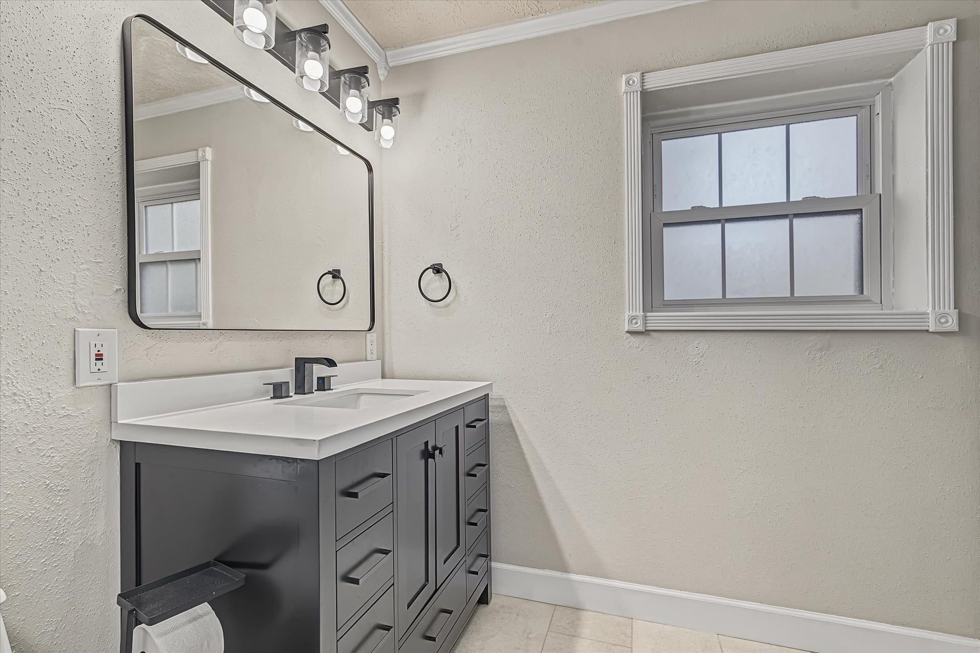 2803 Custer Drive, League City, TX 77573 2803 Custer Drive, League City, TX 77573