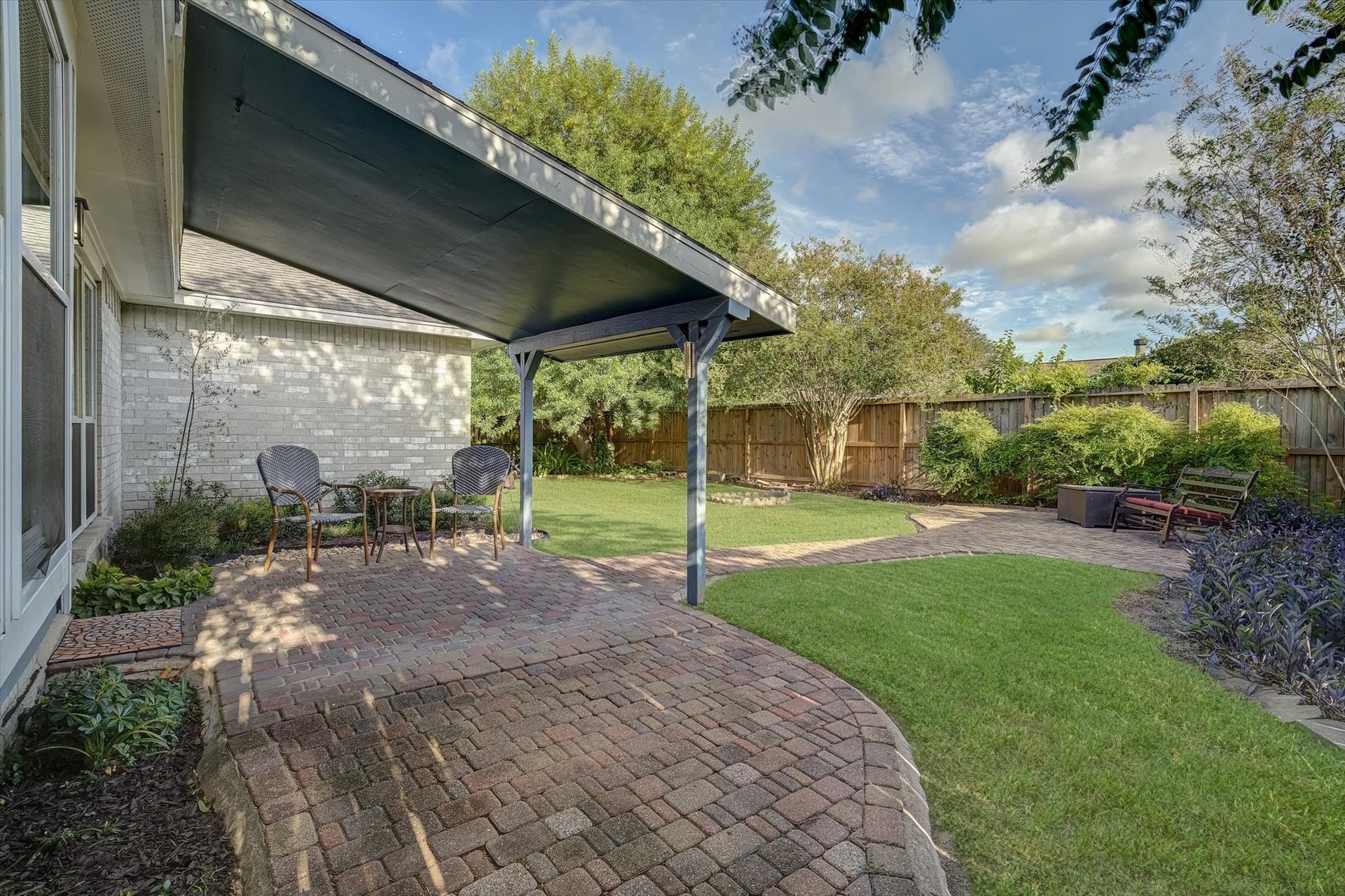 2803 Custer Drive, League City, TX 77573 2803 Custer Drive, League City, TX 77573