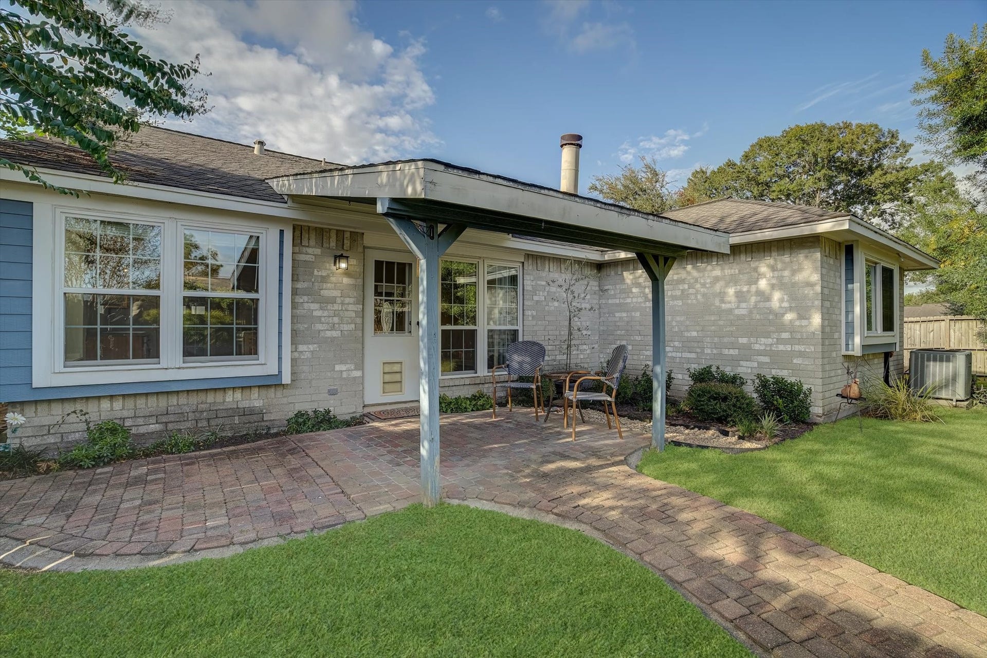 2803 Custer Drive, League City, TX 77573 2803 Custer Drive, League City, TX 77573
