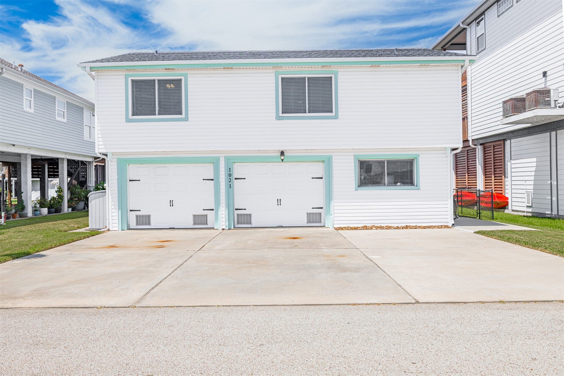 1021 Redfish Street, Hitchcock, TX 77563 1021 Redfish Street, Hitchcock, TX 77563