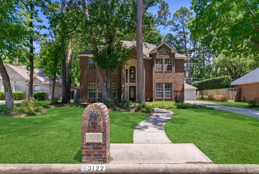 Property photo for 3122 Woodcreek Glen Lane, Houston, TX