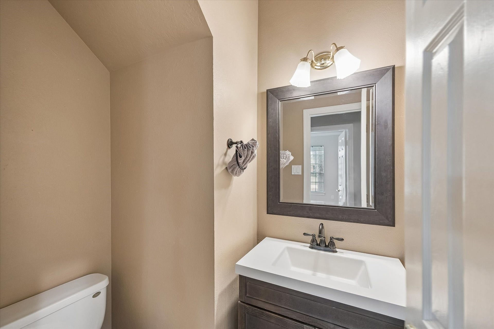 3122 Woodcreek Glen Lane, Houston, TX 77073 3122 Woodcreek Glen Lane, Houston, TX 77073