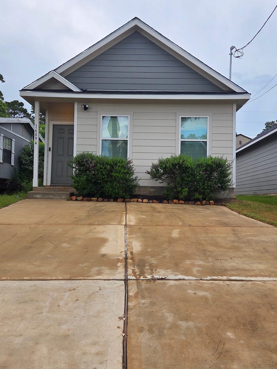 Property photo for 16894 Glenheath, Montgomery, TX